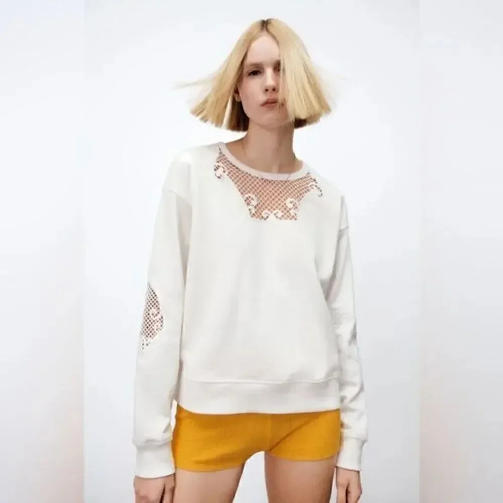 ZARA EMBROIDERED EYELET SWEATSHIRT‎
